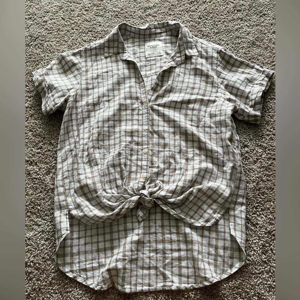Abercrombie linen blend top